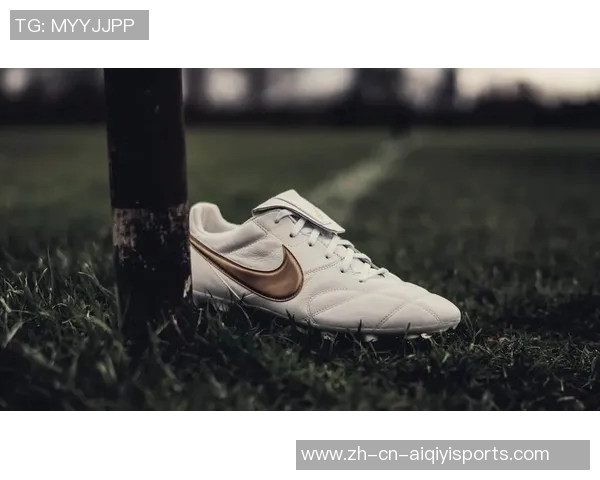 冬季足球鞋的选择与保养技巧让你在寒冷天气中也能尽情驰骋球场